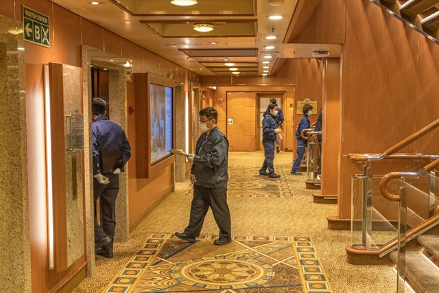 Quarantine officials on the Diamond Princess cruise ship 