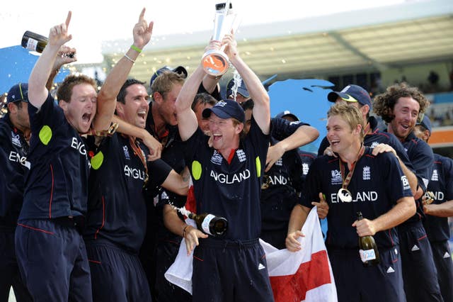 Paul Collingwood became the first England captain to hoist aloft a global trophy (Rebecca Naden/PA)