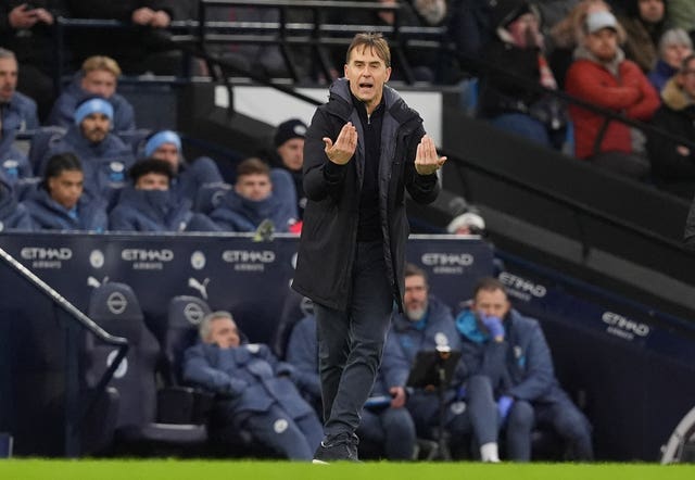 West Ham United manager Julen Lopetegui gestures on the touchline