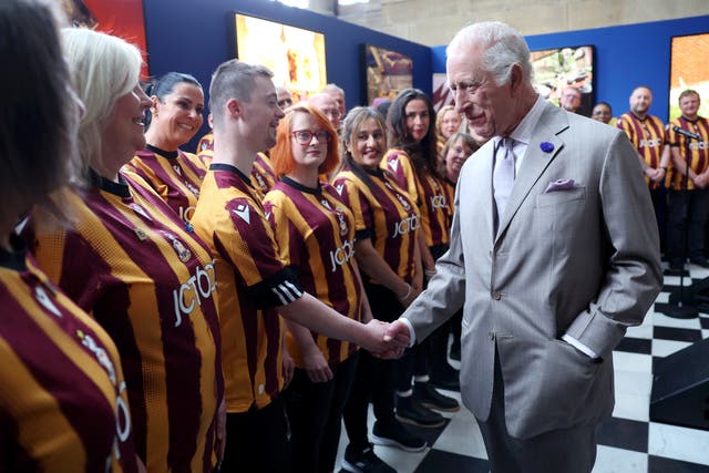 The King meeting members of the Bantam of the Opera choir in Bradford