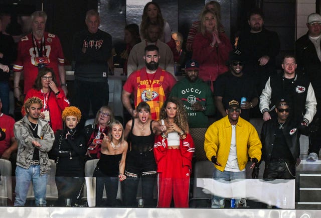 Ice Spice, Ashley Avignone, Jason Kelce (centre, second row) , Taylor Swift and Blake Lively during the game 
