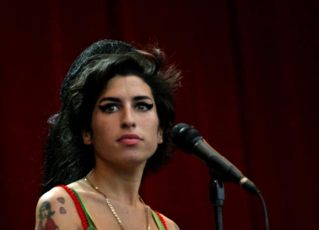 Amy Winehouse performs at the 2007 Glastonbury Festival