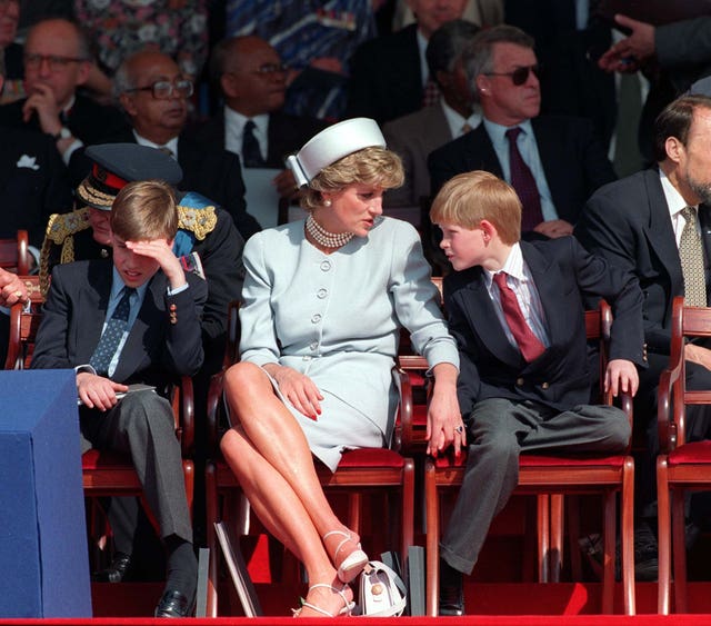 Diana with her sons William and Harry 