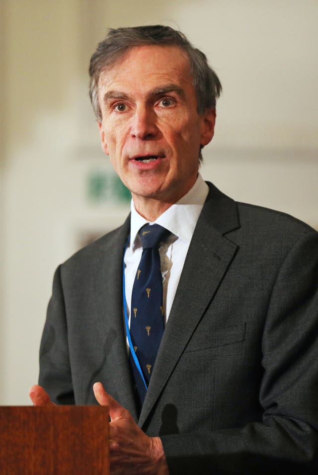 Dr Andrew Murrison 
