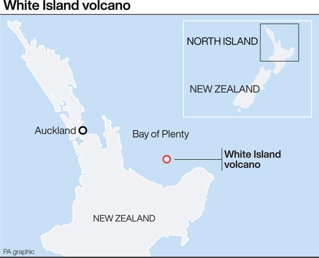 Graphic locates White Island volcano in New Zealand