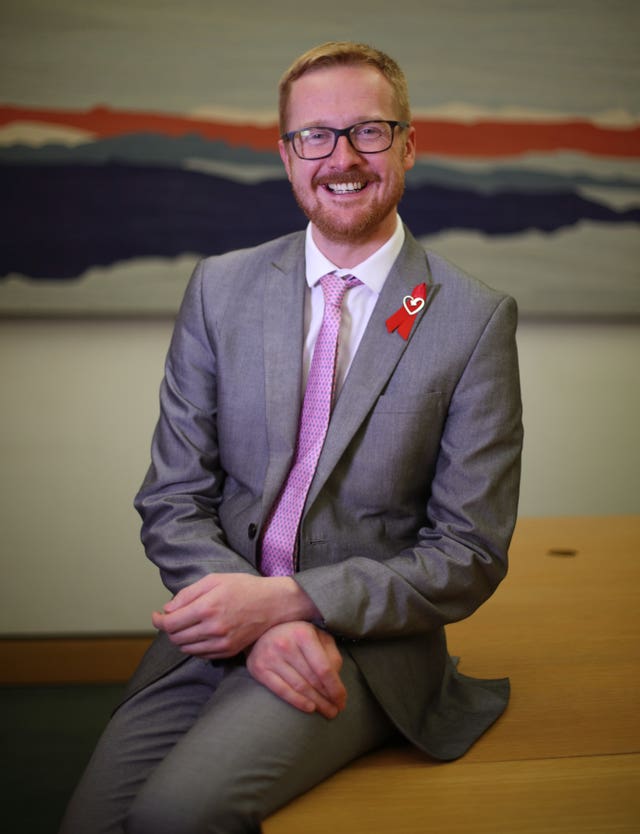 Lloyd Russell-Moyle suspension