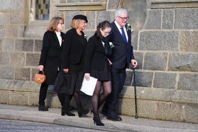 Group of mourners at Alex Salmond funeral