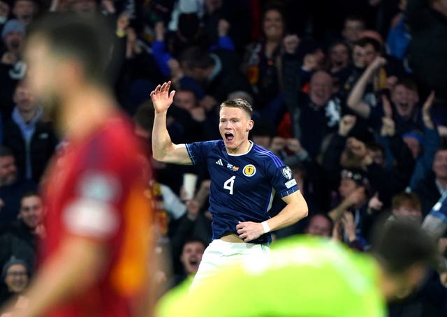 cott McTominay celebrates his opener