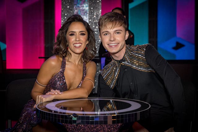 Janette Manrara with singer HRVY in 2020