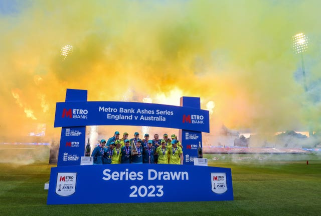 Australia celebrate retaining the Women's Ashes