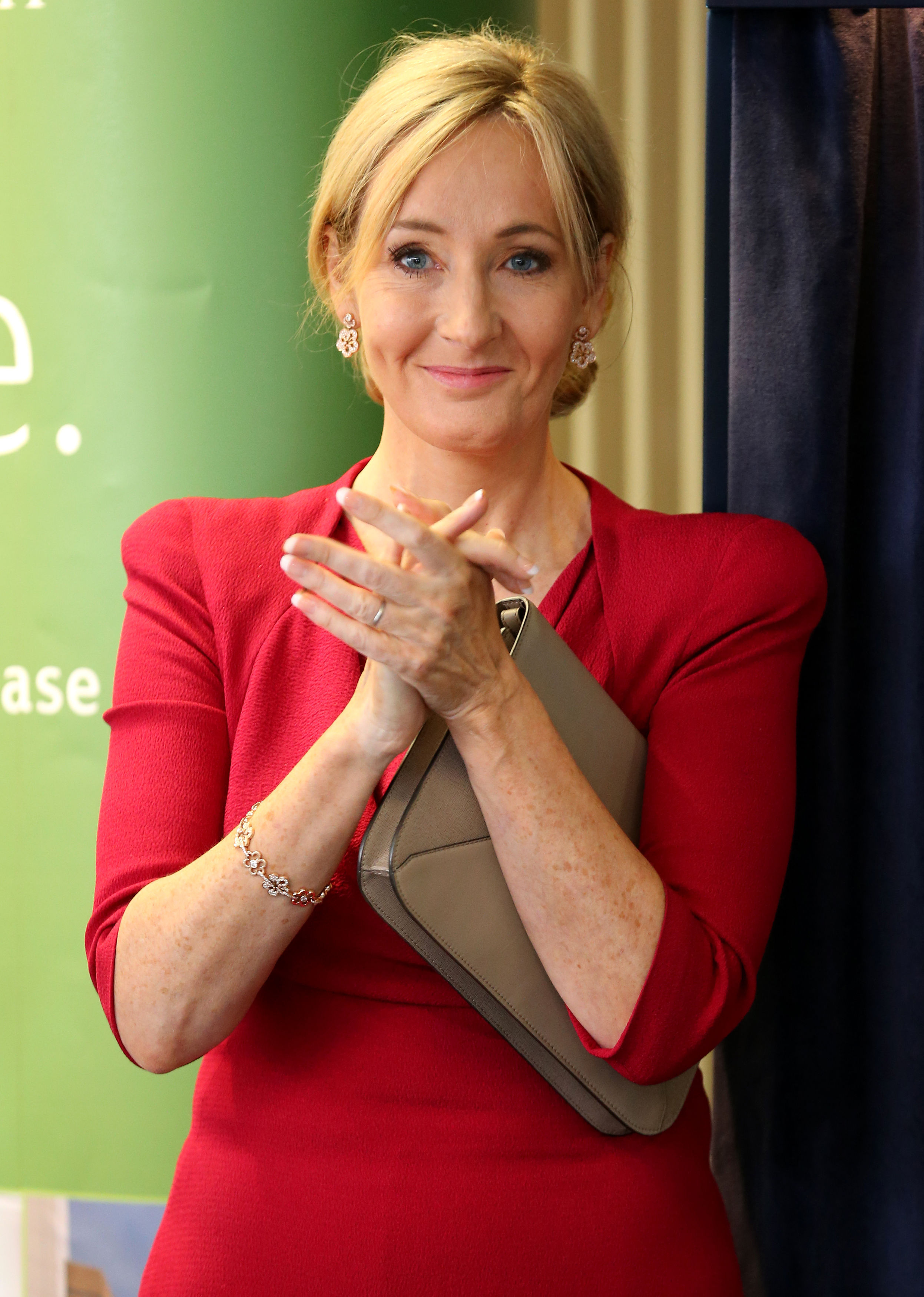 JK Rowling Reveals Why She Did Not Use Her Real Name On Harry Potter ...