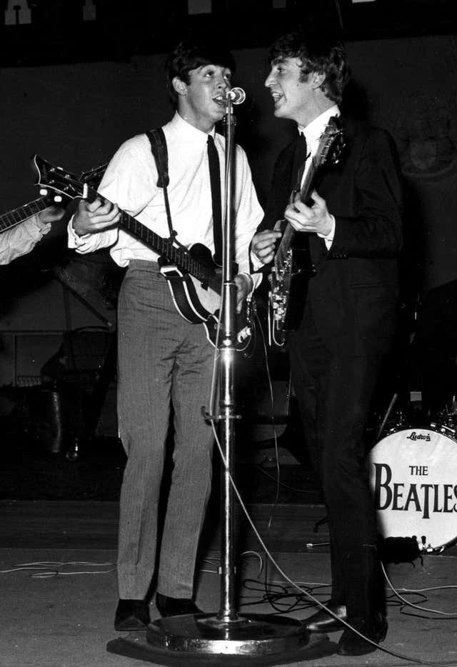 Music – The Beatles – ‘Easy Beat’ – BBC Radio, London