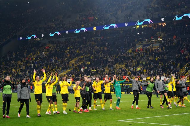 Dortmund celebrated victory 