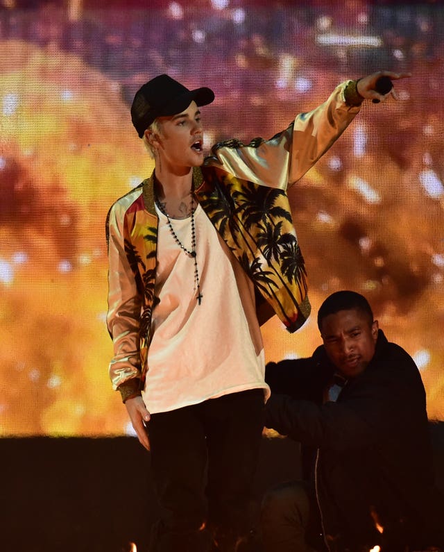 Justin Bieber performs at the Brit Awards 2016 