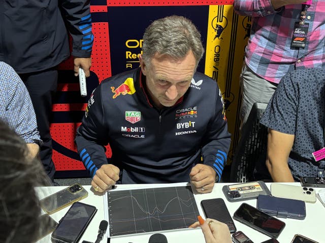 Christian Horner shows GPS charts to argue against Verstappen's penalty