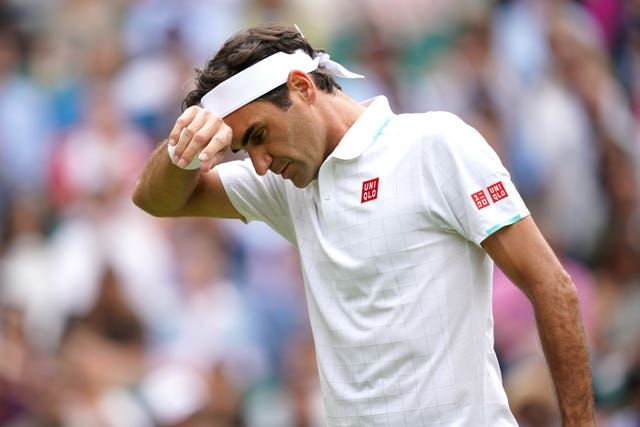 Roger Federer endured a difficult afternoon on Centre Court