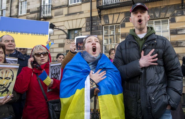 Ukrainians protest