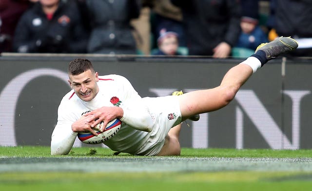 Jonny May scored a hat-trick for England who dominated France 44-8 at Twickenham