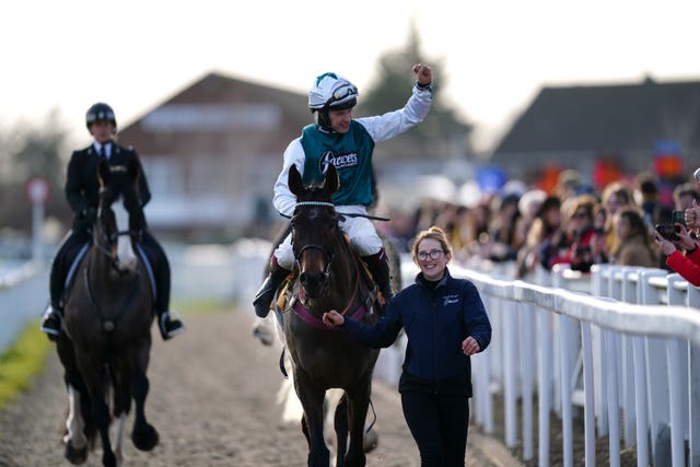 L’Homme Presse and jockey Charlie Deutsch after winning the Cotswold Chase