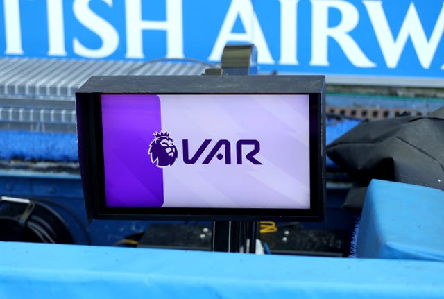 VAR screen