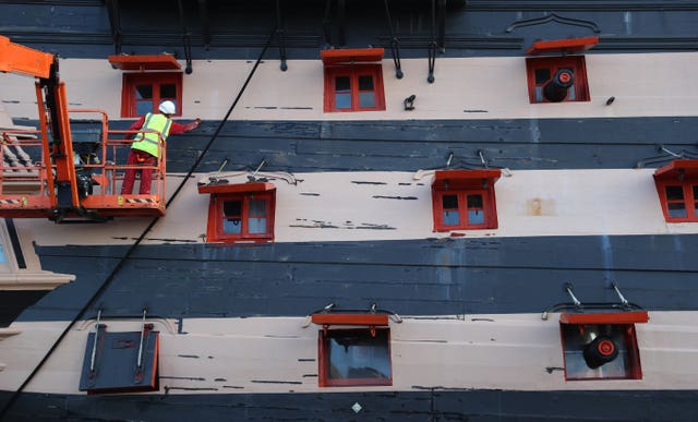 HMS Victory undergoes her biennial painting at the National Museum of the Royal Navy’s Portsmouth Historical Dockyard. Since 2015, the ship has been painted in the colours she was in at the time of the Battle of Trafalgar in 1805