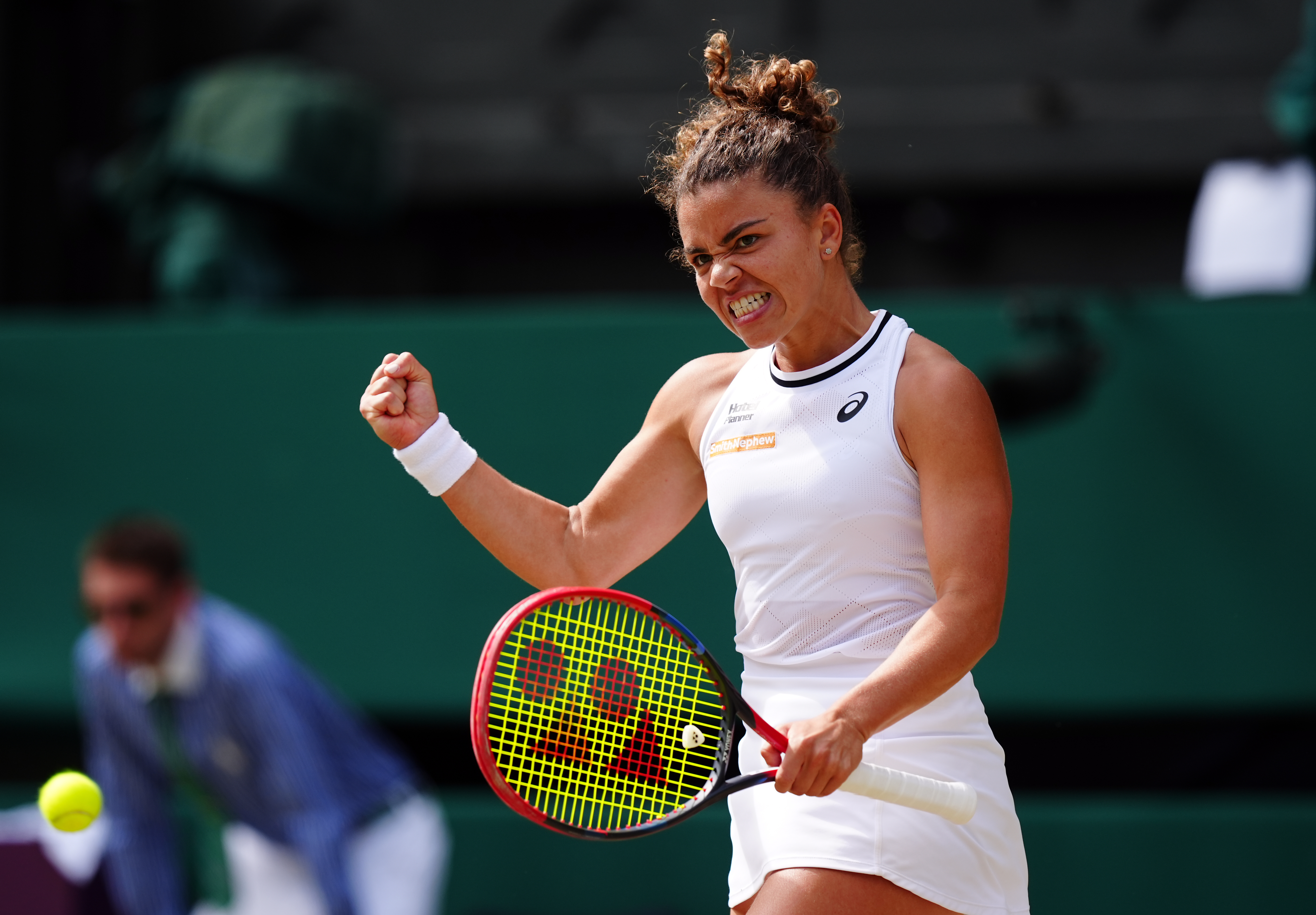 Barbora Krejcikova Holds Off Jasmine Paolini Fightback To Win Wimbledon ...