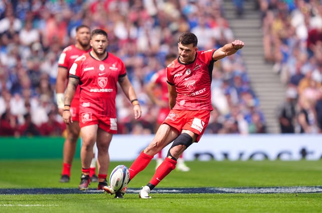 Blair Kinghorn playing for Toulouse