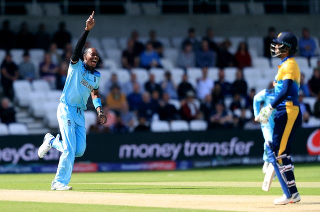 Jofra Archer, left, was unable to prevent England from falling to defeat last time out against Sri Lanka 