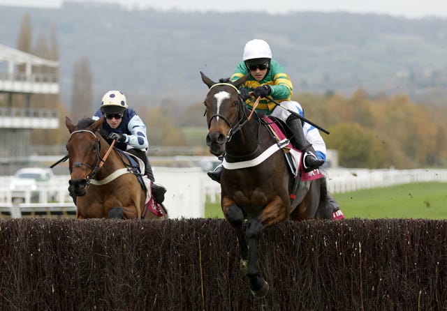 Jonbon en route to Shloer Chase success 