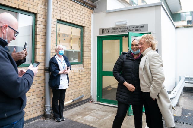 Sir Rod Stewart Visits Nhs Hospital Where He Paid For Patients Scans Eastern Daily Press 8549