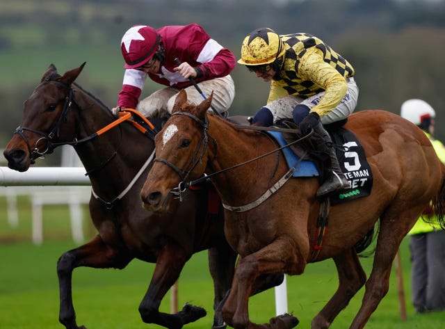 Brighterdaysahead (left) gets better than the state man in Punchestown 