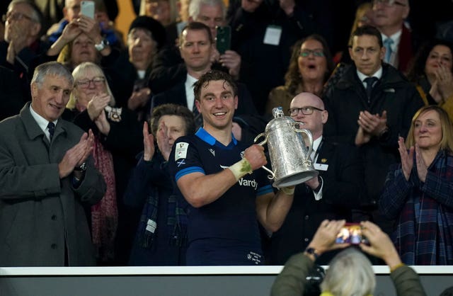 Jamie Ritchie with the 2023 Calcutta Cup