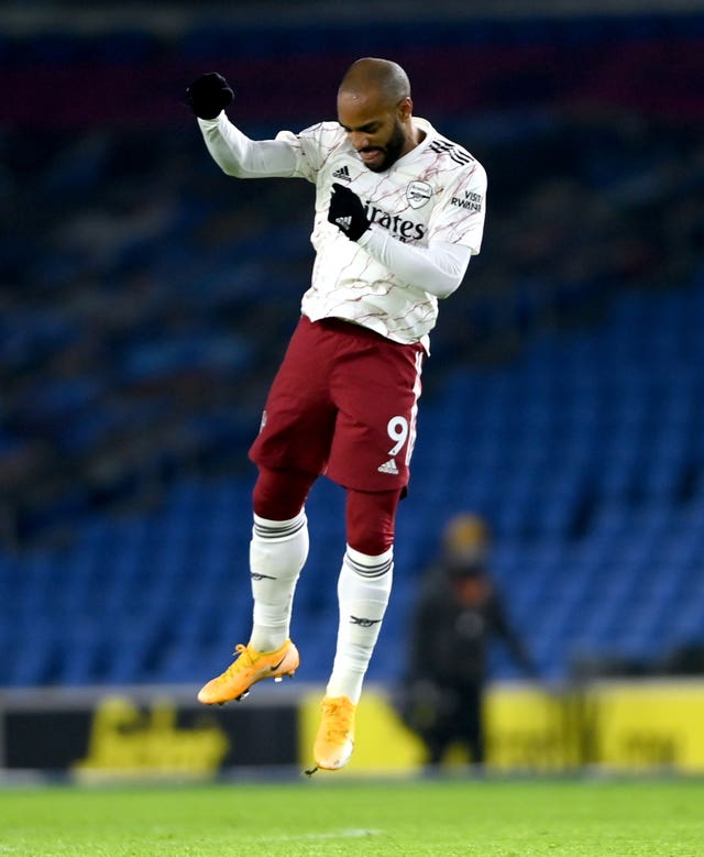 Alexandre Lacazette celebrates at the end of the match