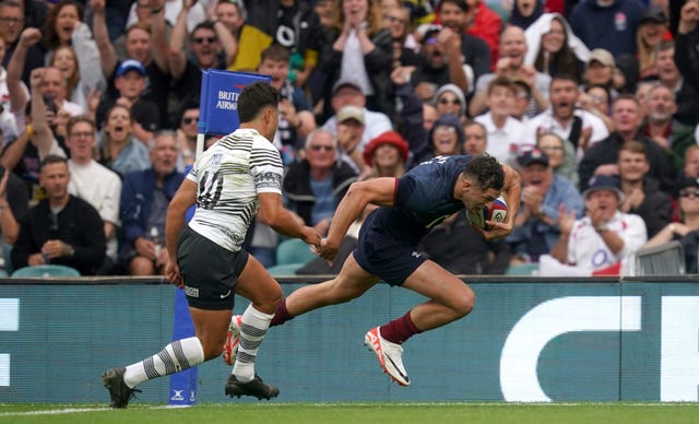 Jonny May scores the opening try against Fiji