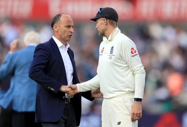The past errors of Nasser Hussain (left) may have influenced Joe Root (right) in Brisbane.