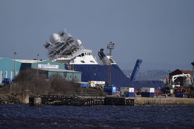 Ship dislodged at Imperial Dock