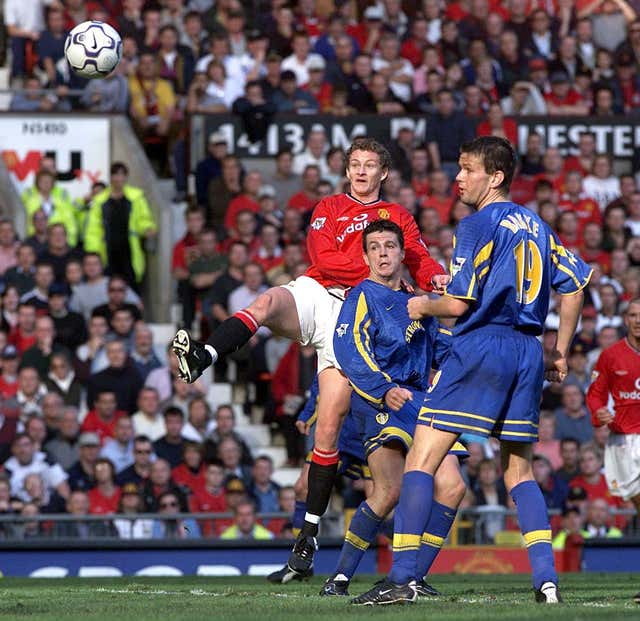 Ole Gunnar Solskjaer securing Manchester United a late 1-1 draw against Leeds in October 2001