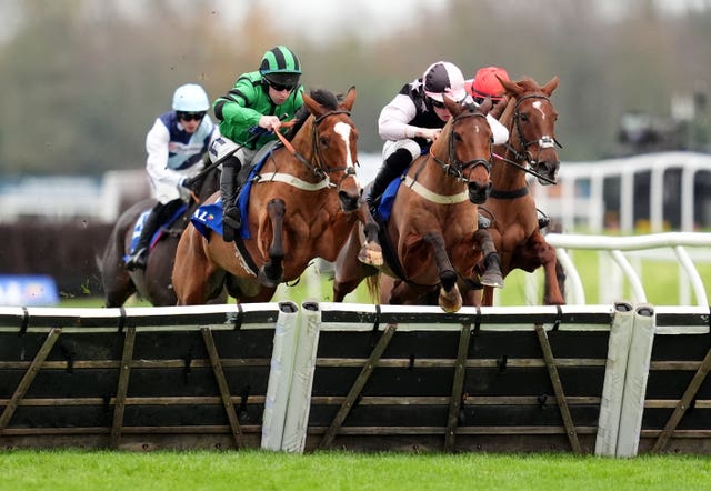 Navajo Indy (front left) on their way to winning at Newbury