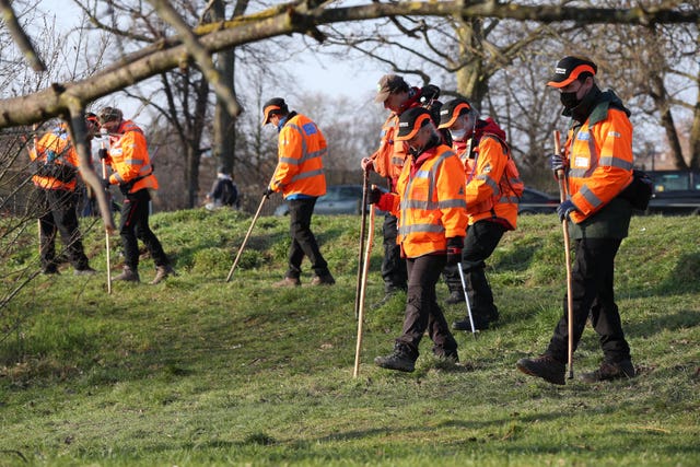 Volunteers from London Search and Rescue