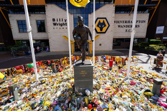 Floral tributes at Molineux