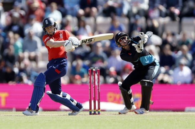 Heather Knight in batting mode for England