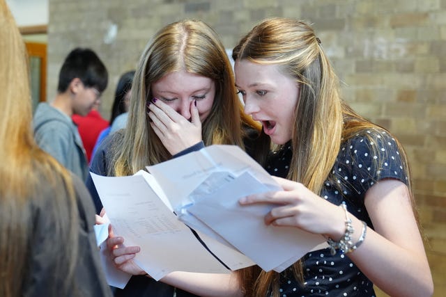 Pupils collect their GCSE results 