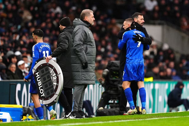 Jamie Vardy (right) is congratulated by manager Ruud van Nistelrooy after being substituted