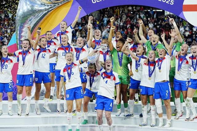 England players celebrating