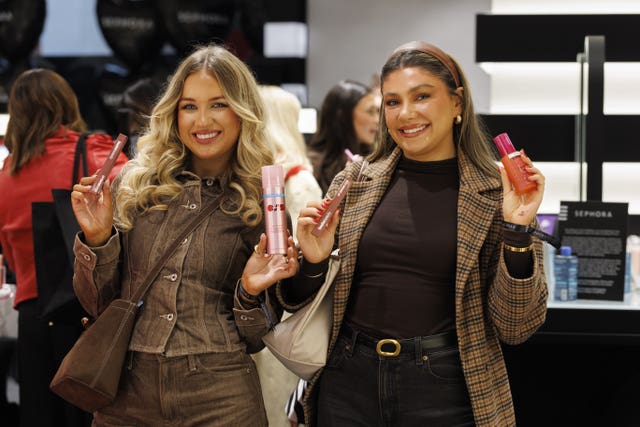 Ellen Watson (left) and Beth McDaniel, known as the social media influencers Diabetic duo, at the opening of the new Sephora store