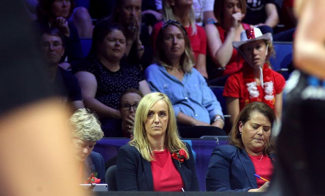 England coach Tracey Neville felt her side ran out of legs 