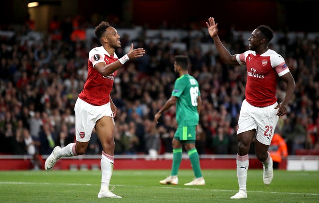 Pierre-Emerick Aubameyang and Danny Welbeck both scored as Arsenal eased to victory over Vorskla.