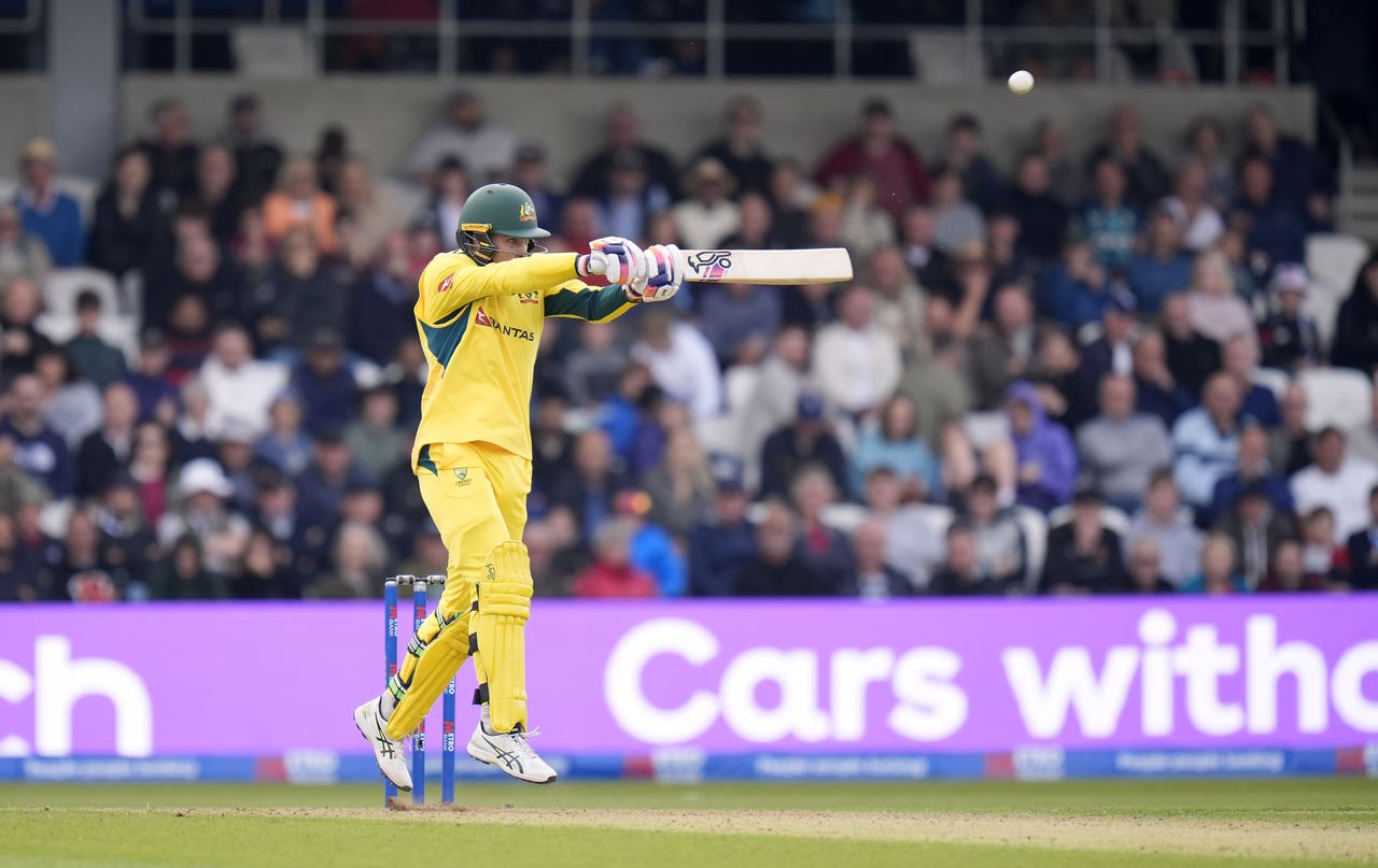 England suffer more batting woes as Australia ease to win at Headingley