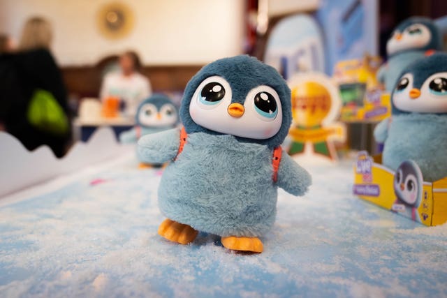 Little Live Pets My Walking Penguin – Waddles, £24.99