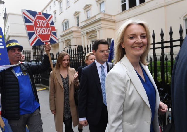 Chief Secretary to the Treasury Liz Truss (right) and Housing Secretary James Brokenshire (2nd right) arrive for the launch of Boris Johnson’s campaign